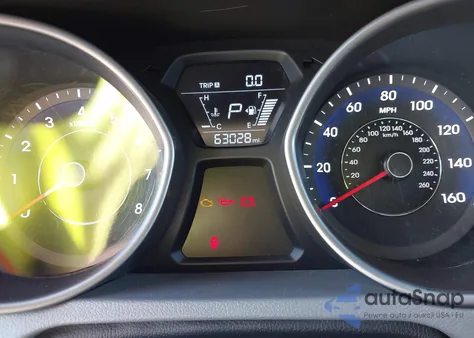 2016 Hyundai Elantra Se из США, поврежденный, VIN 5NPDH4AE8GH766308